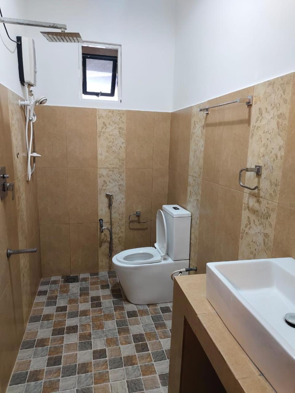 Queen'S Place Unawatuna Ngoại thất bức ảnh